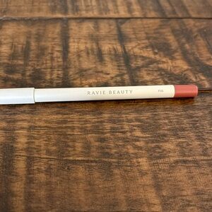 Ravie Beauty Lip Liner in Fig